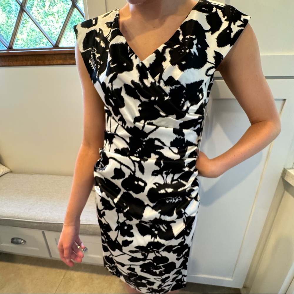 NWT Maggy London, sheath dress, sz 4.
